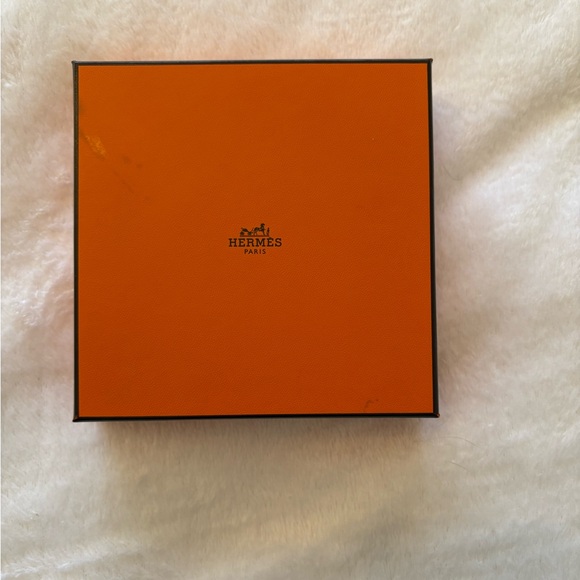 Small hermes' gift box - Picture 2 of 3